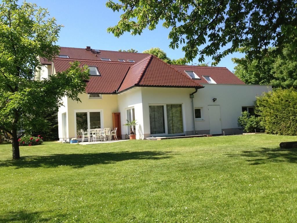 Ferienhaus Am Park Leipzig Ruang foto