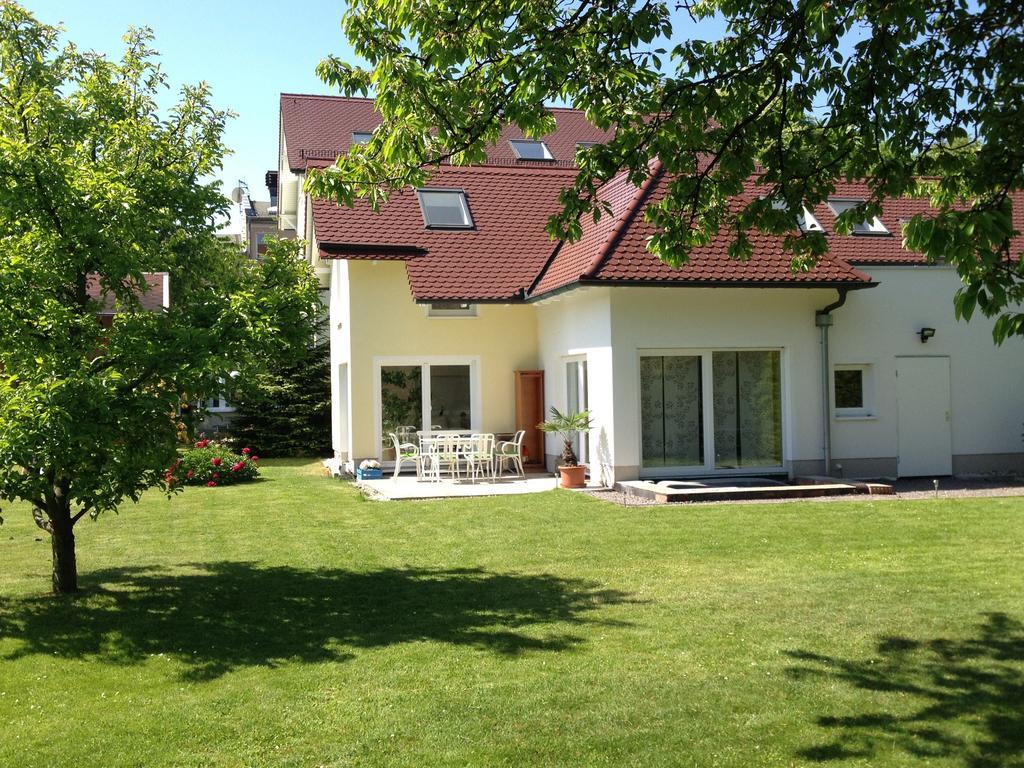 Ferienhaus Am Park Leipzig Ruang foto